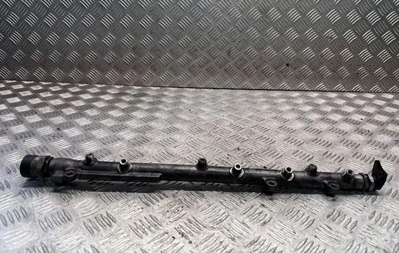 Fuel main line pipe