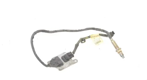 Mercedes-Benz C W205 Lambda probe sensor A0009058511