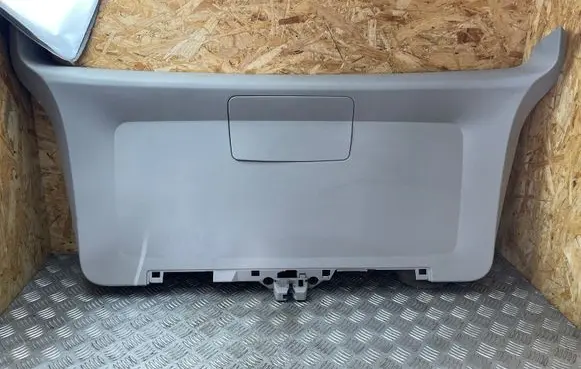 Mercedes-Benz B W245 Tailgate trim A1697400270