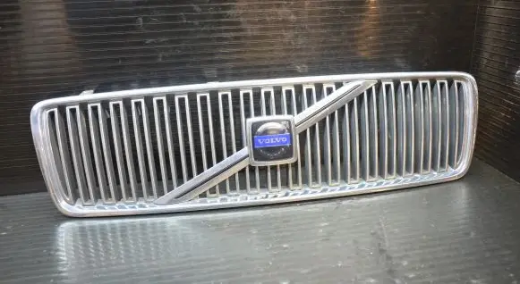 Volvo S80 Front grill