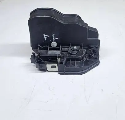 BMW 5 E60 E61 Front door lock 7036169