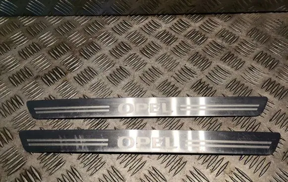 Opel Insignia A sill trim set (inner) 13272117