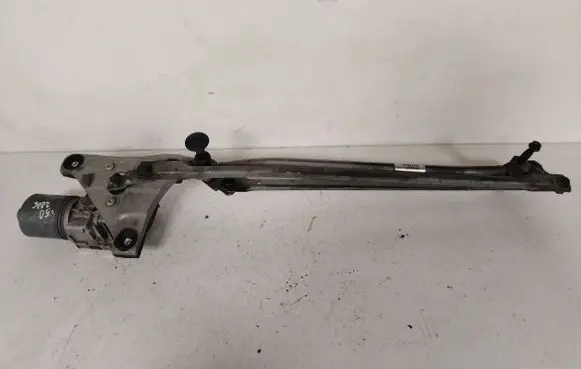 Volvo V50 Front wiper linkage and motor 3397020756 30699342