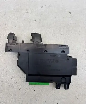 Volvo V70 Electric window control switch 30746075 5586 03458900