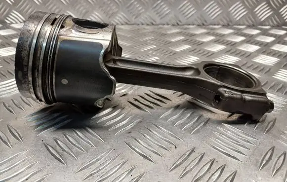 Renault Trafic II (X83) Piston with connecting rod 