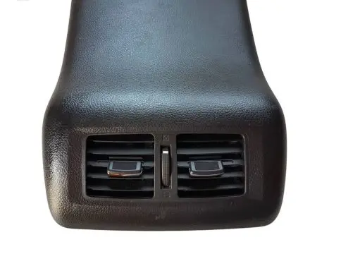 Rear air vent grill