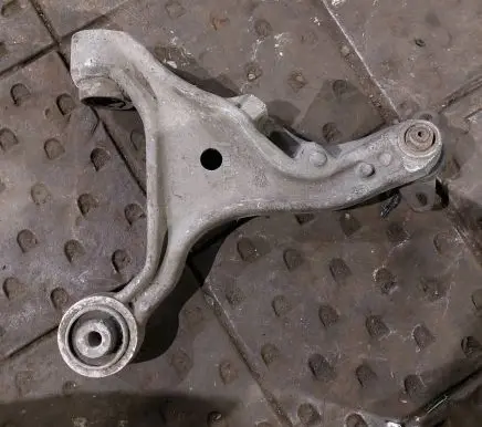 Volvo V70 Front lower control arm/wishbone 9492119