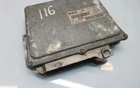 Peugeot 406 Engine control unit/module 0261203795 9616546480