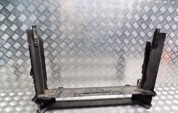 BMW 5 E60 E61 Intercooler air channel guide 