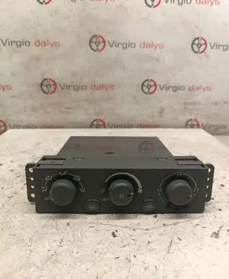 Mitsubishi Pajero Climate control unit MR500646 14643082