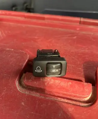 Lexus IS 220D-250-350 Headlight level height control switch 5705
