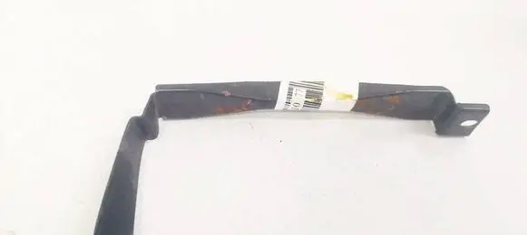 Battery bracket