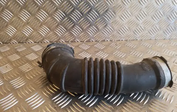 Mazda CX-7 Air intake hose/pipe R2AX13221