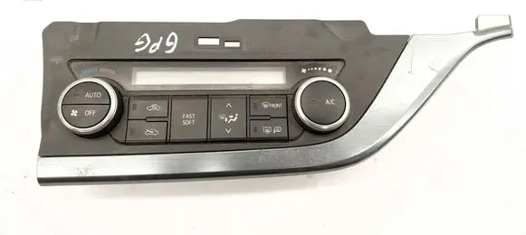Toyota Auris E180 Interior fan control switch 75F542