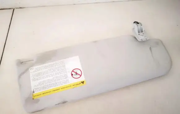 Sun visor