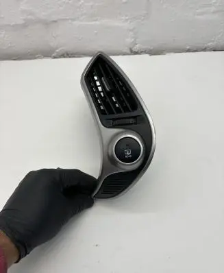Hyundai ix35 Dash center air vent grill 974102S000