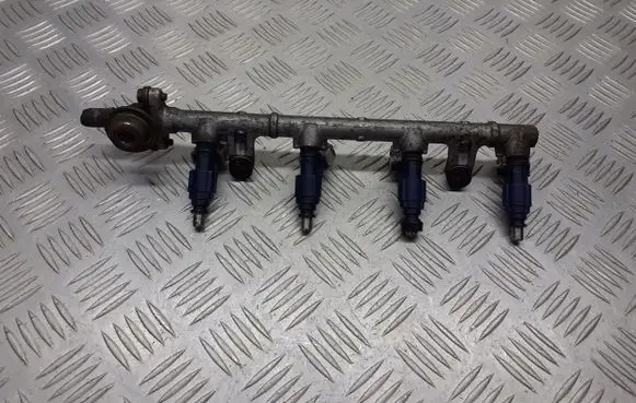 Toyota Yaris Fuel main line pipe