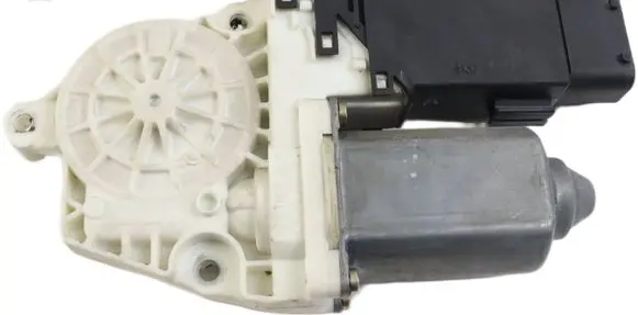 Volkswagen Golf IV Front door window regulator motor 101430200 05076210 21022200