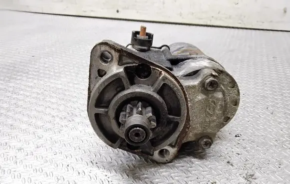 KIA Carens II Starter motor 3610027010 031013190