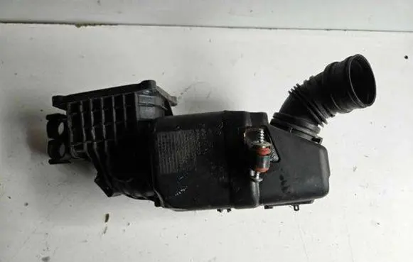 Volkswagen Golf V Supercharger 03C145851E 4011046B