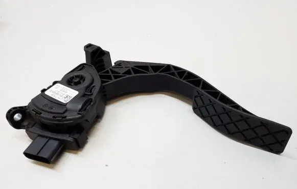 Audi A5 8T 8F Accelerator throttle pedal 8K1721523A