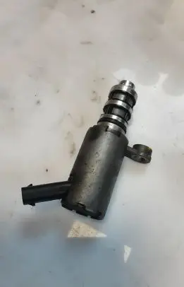 Audi Q7 4M Oil pressure sensor 06M115393D