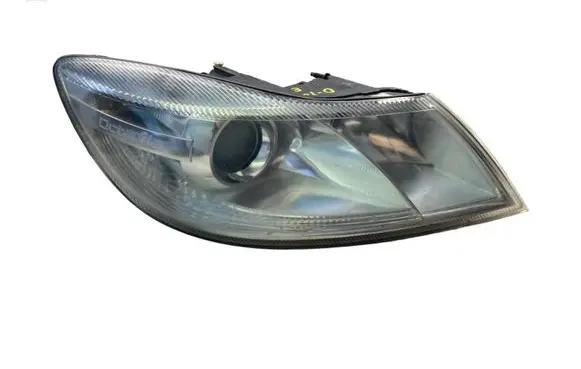 Skoda Octavia Mk2 (1Z) Headlight/headlamp 1Z1941016F 24705202000489 1EL24705202