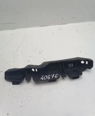 KIA Ceed Front bumper mounting bracket 865181H500