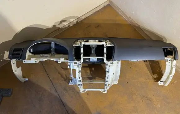 KIA Sorento Dashboard 847103e010gw