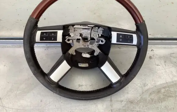 Chrysler 300 - 300C Steering wheel