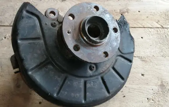 Volkswagen Scirocco Front wheel hub