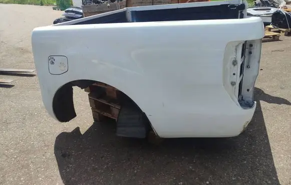 Ford Ranger Pick-up truck tonneau cover