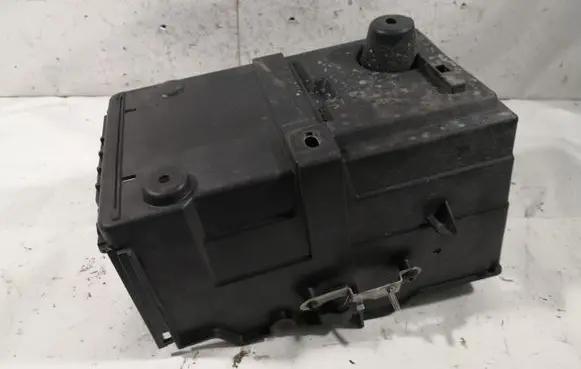 Ford C-MAX II Battery box tray AM5110723AD