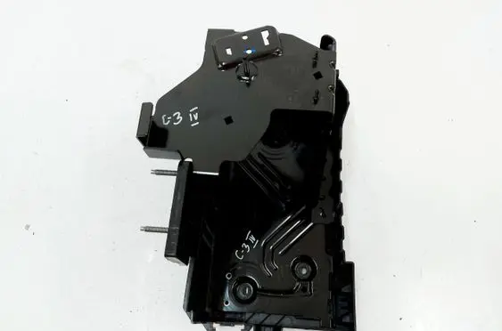 Citroen e-C3 Battery box tray 9823533180