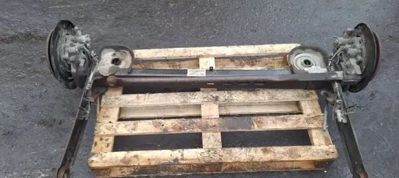Opel Vivaro Rear axle beam 93863113 820937818