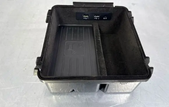 Audi Q7 4M Wireless charging module 4M0035736A 4M0864981B
