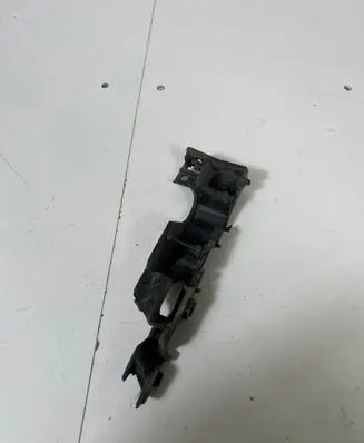 Audi A6 C7 Front bumper mounting bracket 4G0807283