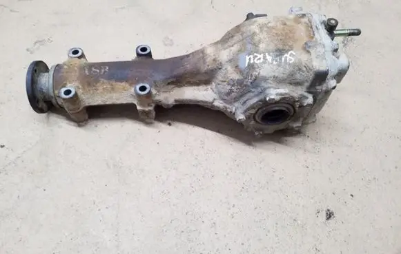 Subaru Impreza I Rear differential