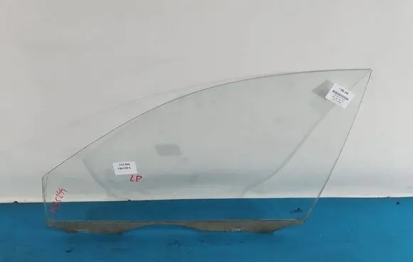 Skoda Fabia Mk1 (6Y) Front door window glass four-door IMPRK1595244