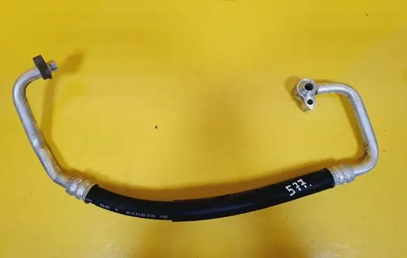 Air conditioning (A/C) pipe/hose