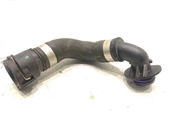 BMW 5 G30 G31 G38 Engine coolant pipe/hose 