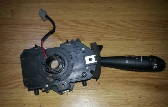 Renault Laguna I Wiper control stalk 7700411792