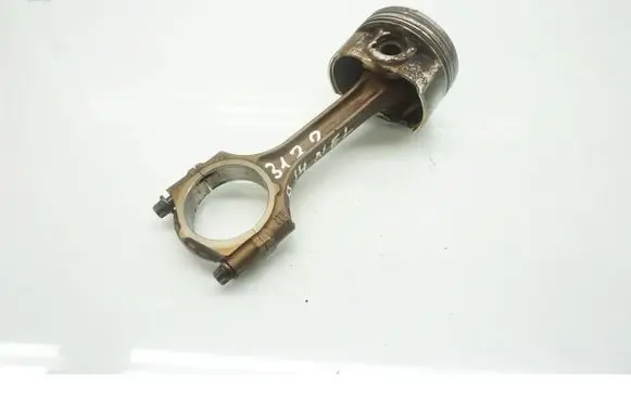 Opel Meriva B Piston with connecting rod 