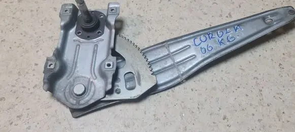Rear door manual window regulator