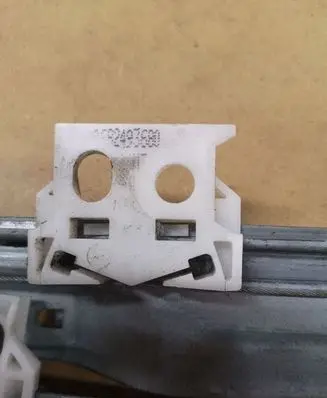 Citroen C4 I Picasso Front window lifting mechanism without motor 8682493680