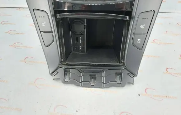 Hyundai i40 Glove box central console 846353Z600