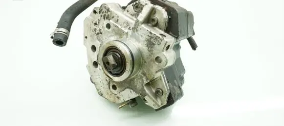 Volvo XC90 Fuel injection high pressure pump 0445010043