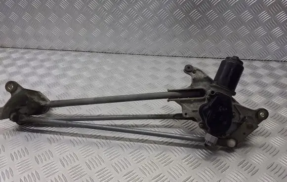 Honda CR-V Front wiper linkage 