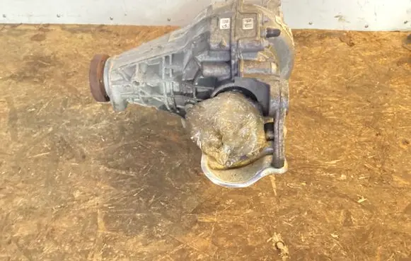 Porsche Macan (95B) Rear differential 95B525015M