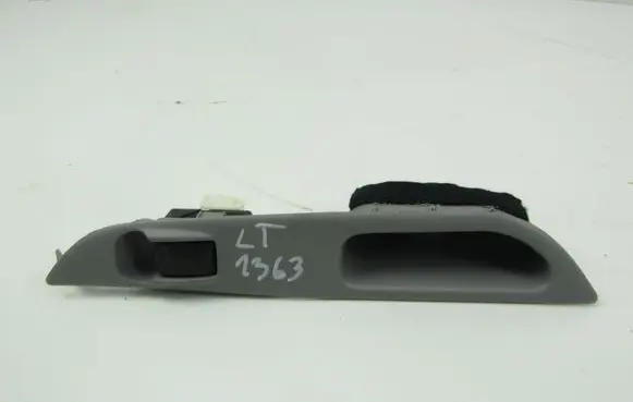 Nissan Almera Tino Electric window control switch 